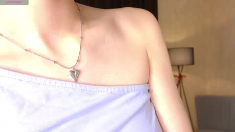 Snapshot of riskyteasse chatting on 01-09-25, 11:03 Agnes online show from 01-09-25, 11:03