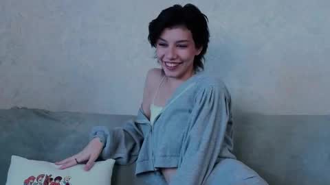 Snapshot of riskyteasse chatting on 09-21-25, 11:23 Agnes online show from 09-21-25, 11:23