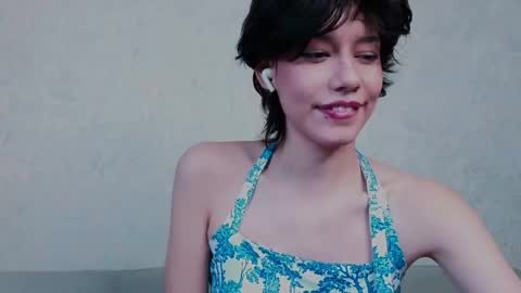 Snapshot of riskyteasse chatting on 09-23-25, 11:57 Agnes online show from 09-23-25, 11:57