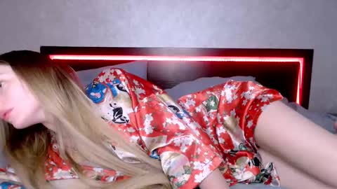 Snapshot of rita_orra chatting on 02-20-25, 05:40 Rita online show from 02-20-25, 05:40