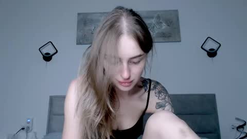 Snapshot of rita_orra chatting on 09-25-25, 10:41 Rita online show from 09-25-25, 10:41