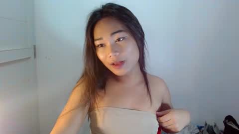 Snapshot of ritzy_steel chatting on 01-06-25, 07:24 RITZY online show from 01-06-25, 07:24