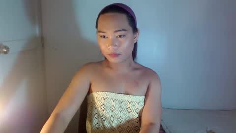 Snapshot of ritzy_steel chatting on 02-15-25, 07:06 RITZY online show from 02-15-25, 07:06