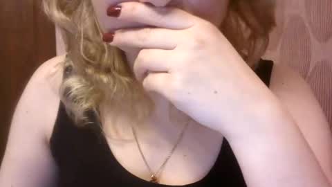 RiveraMaureen online show from 01-04-25, 03:28