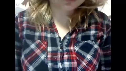 RiveraMaureen online show from 01-05-25, 04:16