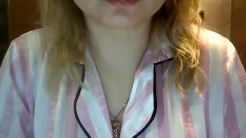 RiveraMaureen online show from 01-10-25, 06:42