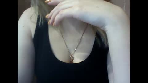 RiveraMaureen online show from 02-13-25, 01:59