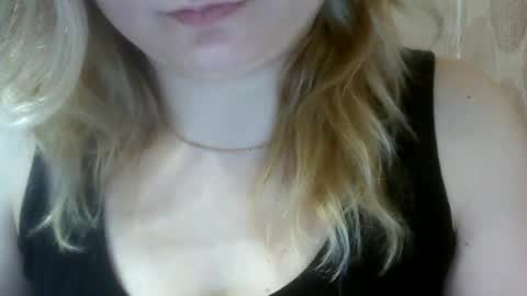 RiveraMaureen online show from 03-04-25, 09:43