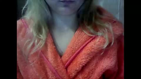 RiveraMaureen online show from 10-09-25, 10:41