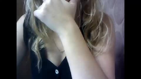 RiveraMaureen online show from 11-05-25, 10:59