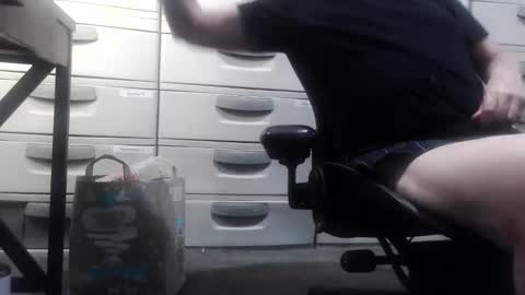 Snapshot of rlcock1 chatting on 12-05-25, 08:12 rlcock1 online show from 12-05-25, 08:12