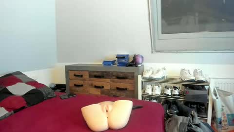 rlplover9 online show from 12-09-24, 04:58