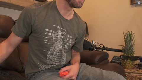 Ryan aka KeylimeRy online show from 01-26-25, 03:59