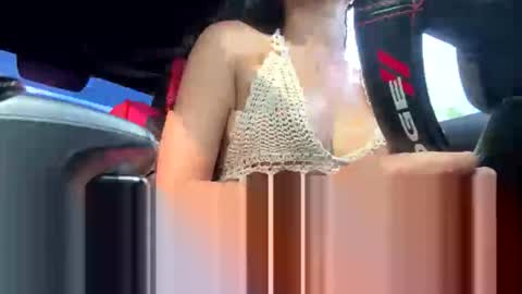 roarmance1 online show from 10-05-25, 09:34