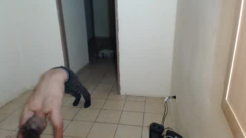 RoastingCorn online show from 12-19-25, 01:51