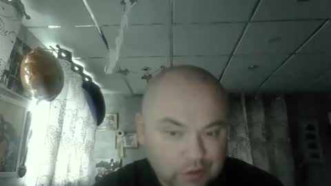 rob18997 online show from 11-08-25, 09:42