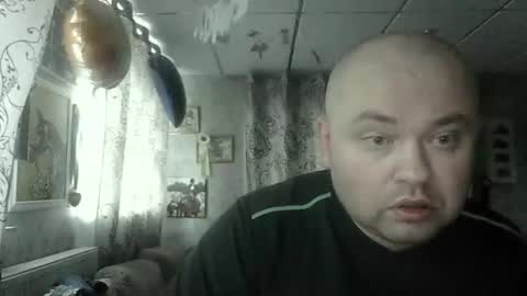 rob18997 online show from 11-12-25, 10:37