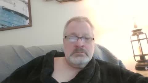 Snapshot of rob872217 chatting on 03-13-26, 01:07 rob872217 online show from 03-13-26, 01:07