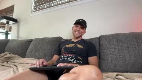 Snapshot of rob_ryder chatting on 06-25-26, 08:35 rob ryder online show from 06-25-26, 08:35