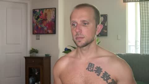 Snapshot of rob_ryder chatting on 07-11-26, 10:22 rob ryder online show from 07-11-26, 10:22