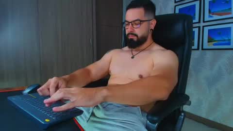 Robby online show from 06-15-26, 10:23