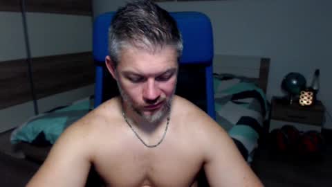 Snapshot of robbyshawz chatting on 12-31-24, 11:42 robbyshawz online show from 12-31-24, 11:42