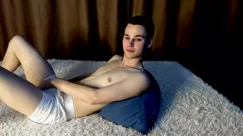 Snapshot of robert10211 chatting on 03-02-26, 05:08 robert10211 online show from 03-02-26, 05:08