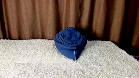 Snapshot of robert10211 chatting on 03-10-26, 02:11 robert10211 online show from 03-10-26, 02:11