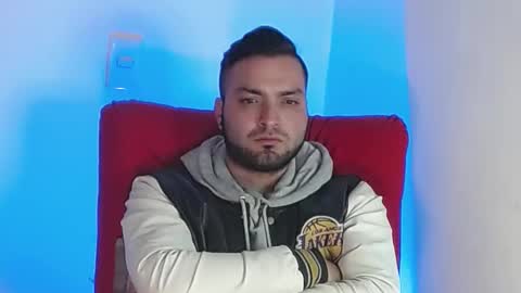 Snapshot of robert_leroy chatting on 02-14-25, 01:34 Stiven - online show from 02-14-25, 01:34