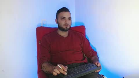 Snapshot of robert_leroy chatting on 02-16-25, 02:42 Stiven - online show from 02-16-25, 02:42