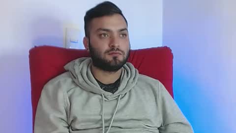 Snapshot of robert_leroy chatting on 02-23-25, 10:42 Stiven - online show from 02-23-25, 10:42