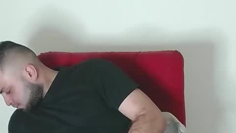 Snapshot of robert_leroy chatting on 09-17-25, 09:33 Stiven - online show from 09-17-25, 09:33