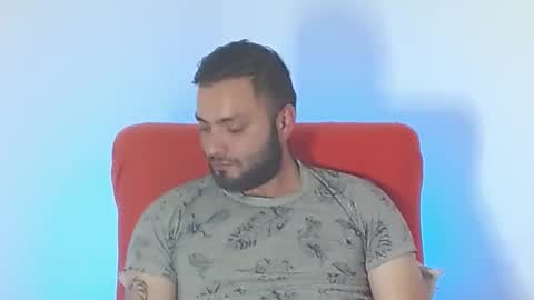 Snapshot of robert_leroy chatting on 10-15-25, 05:40 Stiven - online show from 10-15-25, 05:40