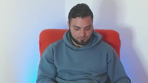 Snapshot of robert_leroy chatting on 10-20-25, 03:34 Stiven - online show from 10-20-25, 03:34