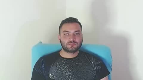 Snapshot of robert_leroy chatting on 11-08-25, 10:08 Stiven - online show from 11-08-25, 10:08