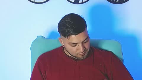 Snapshot of robert_leroy chatting on 12-01-25, 07:02 Stiven - online show from 12-01-25, 07:02