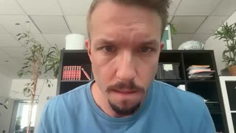 robert_x666 online show from 07-19-26, 10:52