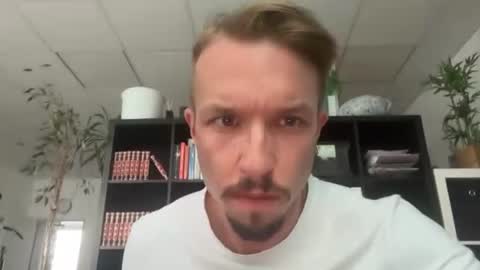 robert_x666 online show from 07-20-26, 02:19