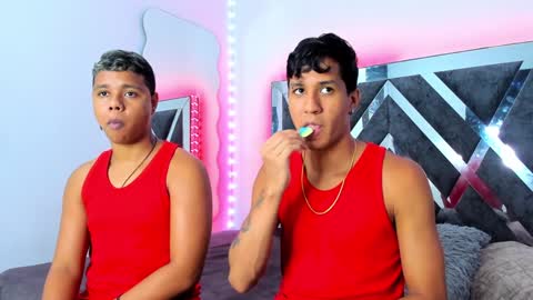 Robert Miller And Mael Thompson  online show from 12-08-24, 05:22