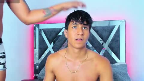 Robert Miller And Mael Thompson  online show from 03-02-25, 05:33