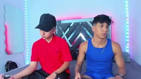 Robert Miller And Mael Thompson  online show from 03-11-25, 02:51