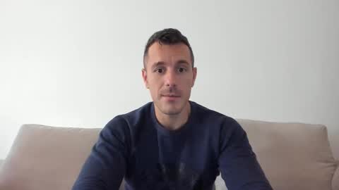 Snapshot of roberto4ever chatting on 10-26-25, 12:22 roberto4ever online show from 10-26-25, 12:22