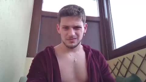 Snapshot of roberto_twink1 chatting on 02-17-25, 08:09 Roberto online show from 02-17-25, 08:09