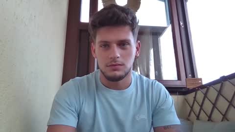 Snapshot of roberto_twink1 chatting on 09-20-25, 05:08 Roberto online show from 09-20-25, 05:08