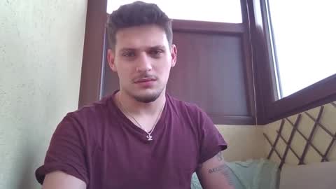 Snapshot of roberto_twink1 chatting on 02-01-26, 10:36 Roberto online show from 02-01-26, 10:36