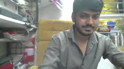 Snapshot of robertsalia220 chatting on 06-01-26, 01:35 Robertsalia online show from 06-01-26, 01:35