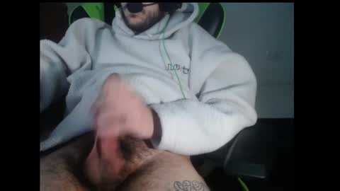 Snapshot of roberunxx chatting on 03-08-25, 07:20 Rober online show from 03-08-25, 07:20