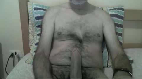 Snapshot of robhin40 chatting on 06-05-26, 05:36 Robhin maduro online show from 06-05-26, 05:36