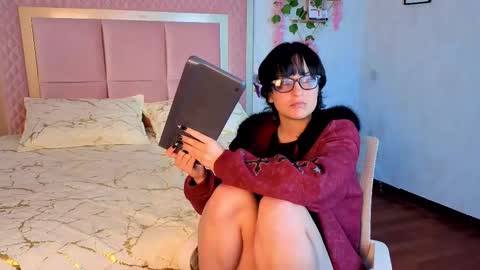 robin D online show from 10-11-25, 05:55