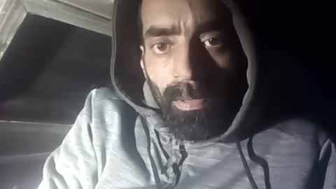 R online show from 02-25-26, 01:54